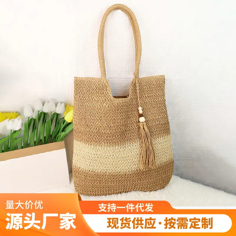 Straw Tassel Bag Large Capacity Beach Tote - Image 3