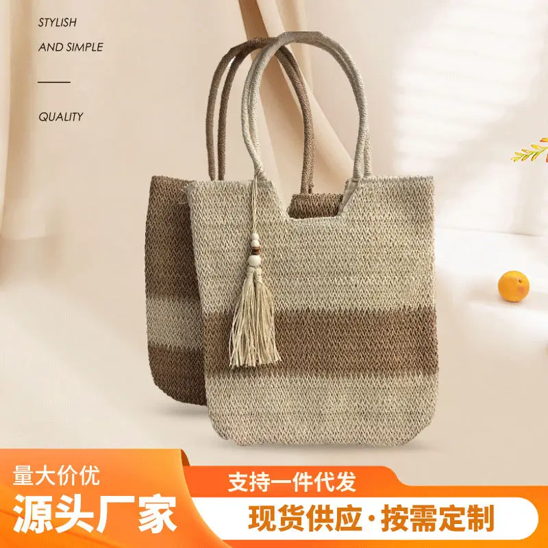 Straw Tassel Bag Large Capacity Beach Tote - Image 4