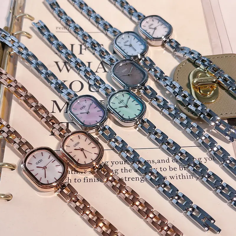 Goldie Women's Quartz Watch with Silver Alloy Bracelet