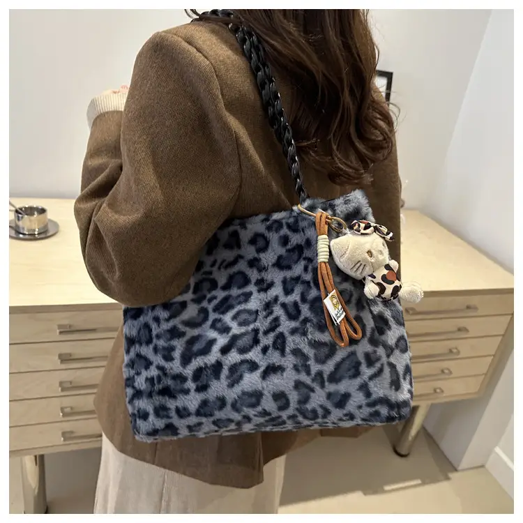 Retro Leopard Print Tote Bag for Women Autumn Winter 2024 — feature 14