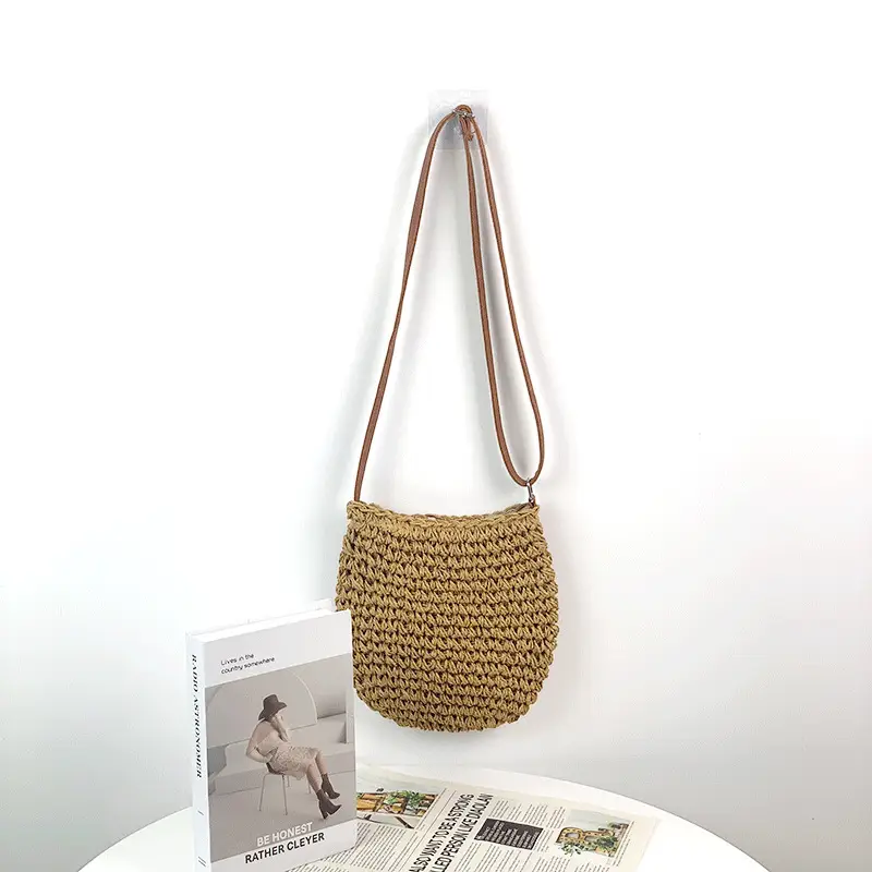 Japanese Straw Shoulder Bag with Zipper Closure Forest Design - Image 4