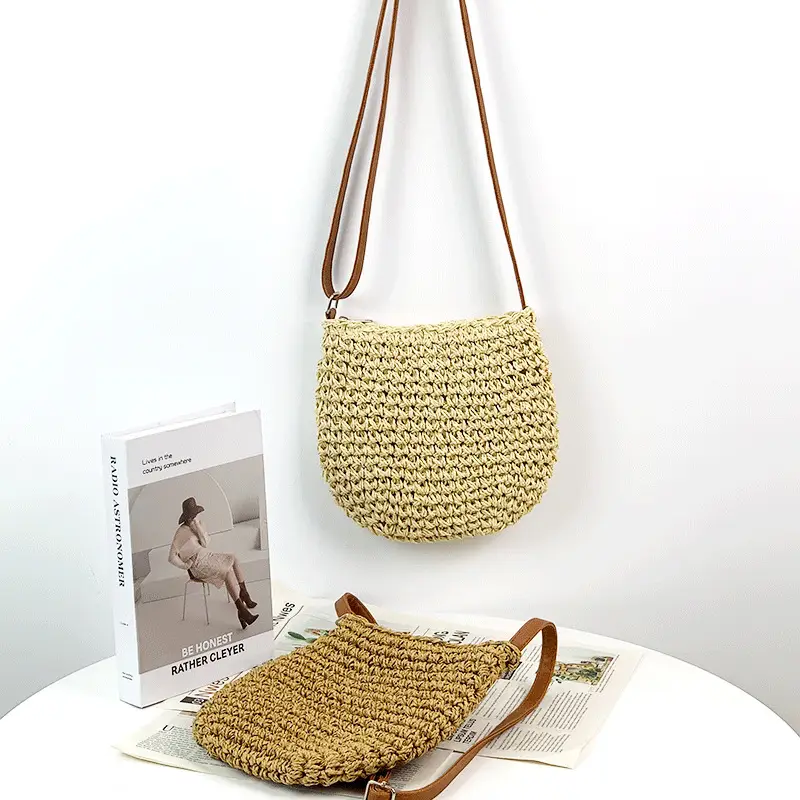 Japanese Straw Shoulder Bag with Zipper Closure Forest Design - Image 6