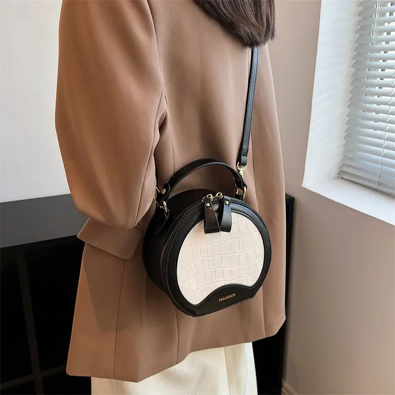 Retro One-Shoulder Crossbody Bag Black White 2025 - Image 6
