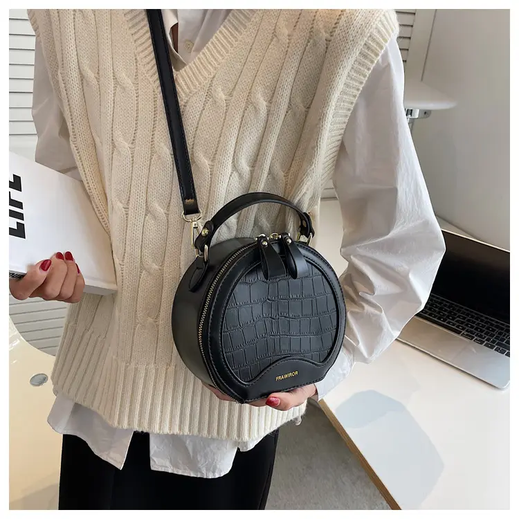 Retro One-Shoulder Crossbody Bag Black White 2025 β feature 25