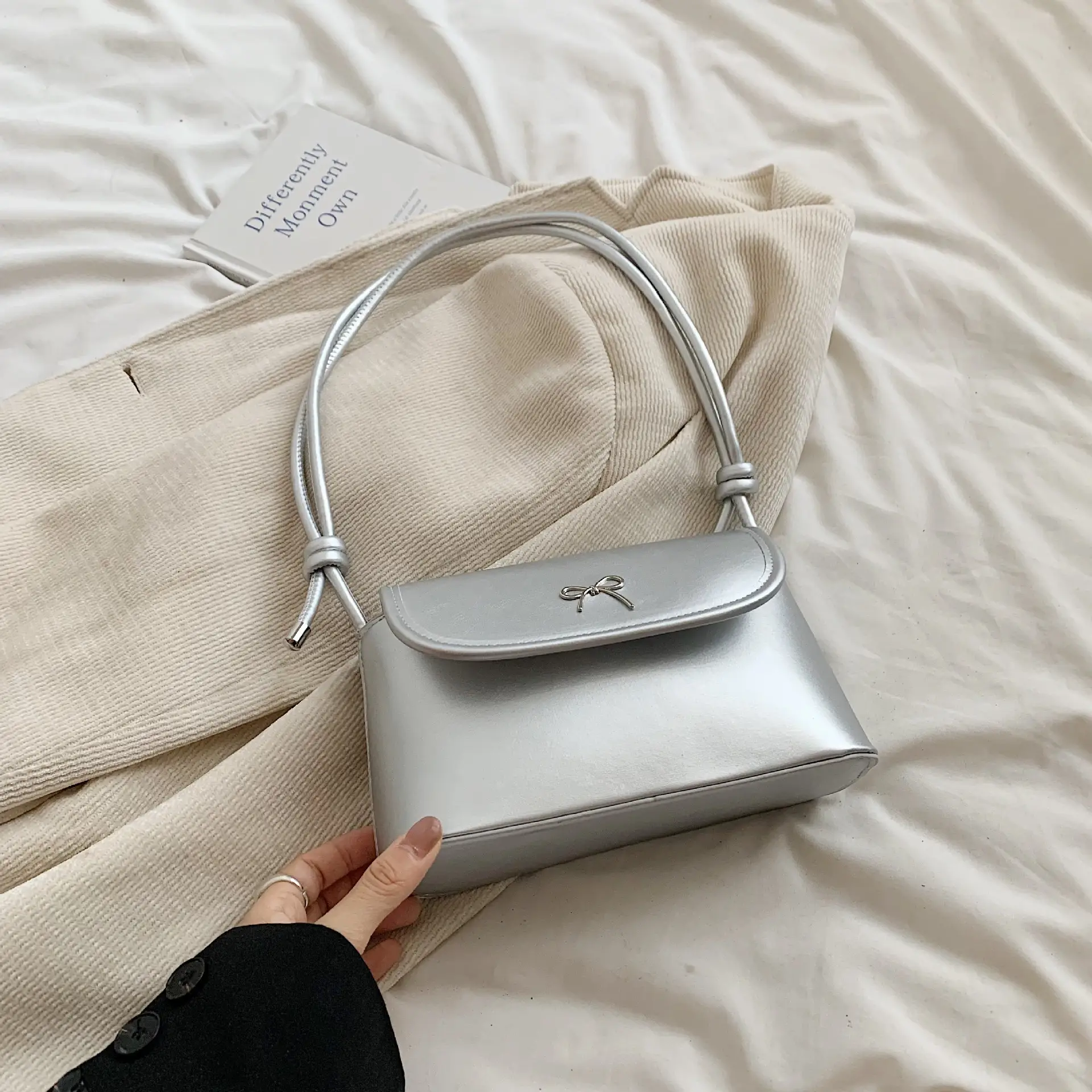 Women's Silver Bow Crossbody Bag 2026 Spring Summer - Image 3