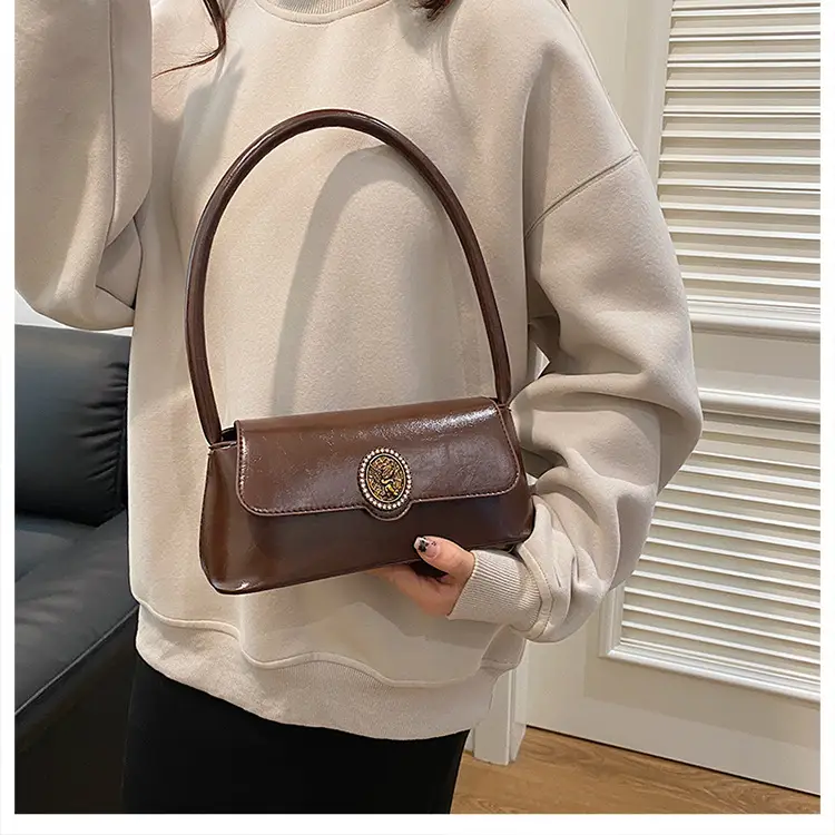 French Retro Brown Shoulder Bag for Women — feature 13