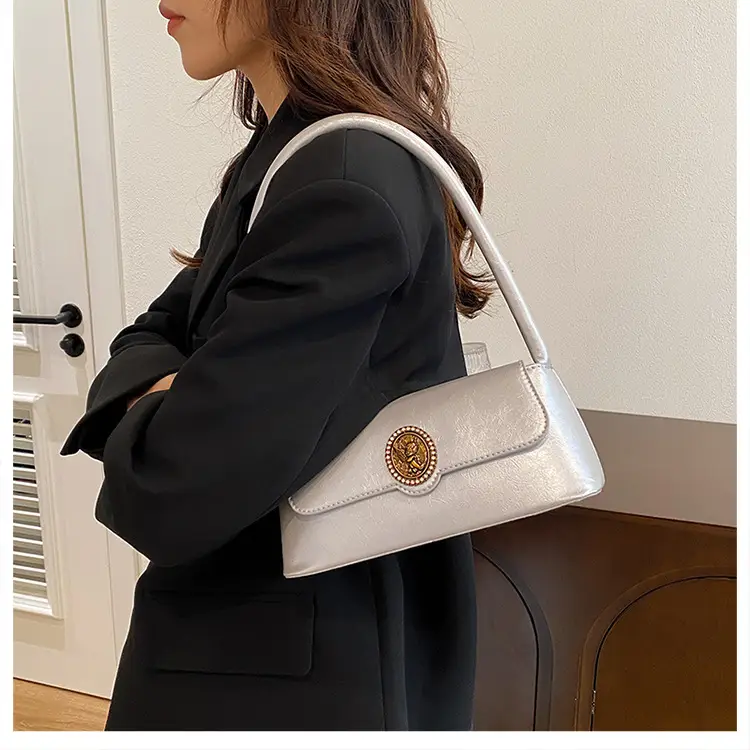 French Retro Brown Shoulder Bag for Women — feature 18