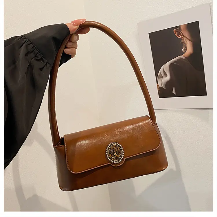 French Retro Brown Shoulder Bag for Women - Image 5