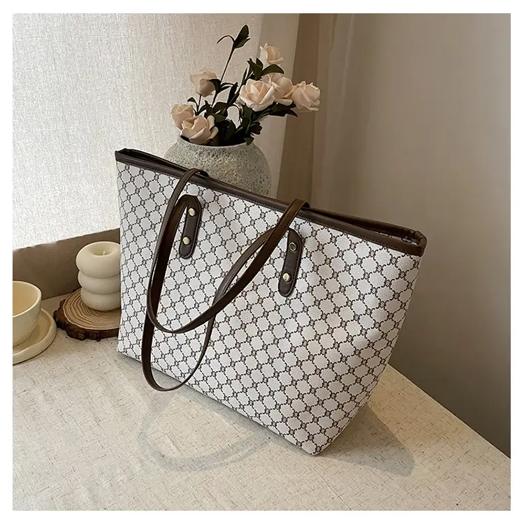 Women Vintage Printed Shoulder Bag Brown 2024 — feature 32