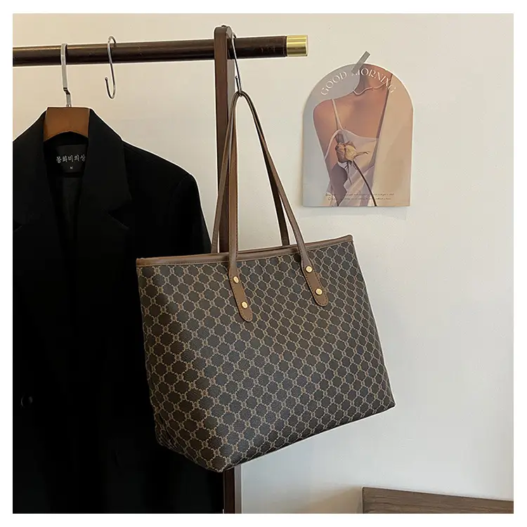 Women Vintage Printed Shoulder Bag Brown 2024 — feature 37