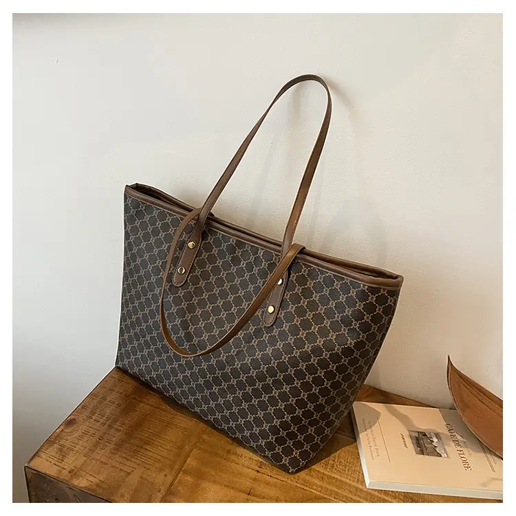 Women Vintage Printed Shoulder Bag Brown 2024 — feature 40