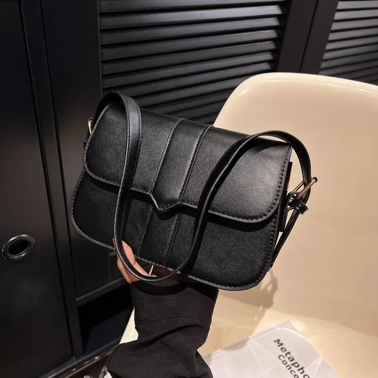 Vintage Saddle Crossbody Bag for Women 2024 - Image 5