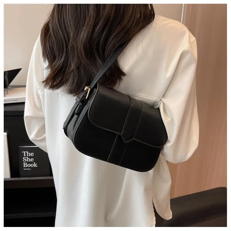 Vintage Saddle Crossbody Bag for Women 2024 — feature 22