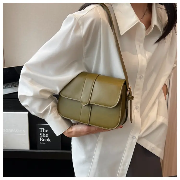 Vintage Saddle Crossbody Bag for Women 2024 — feature 24