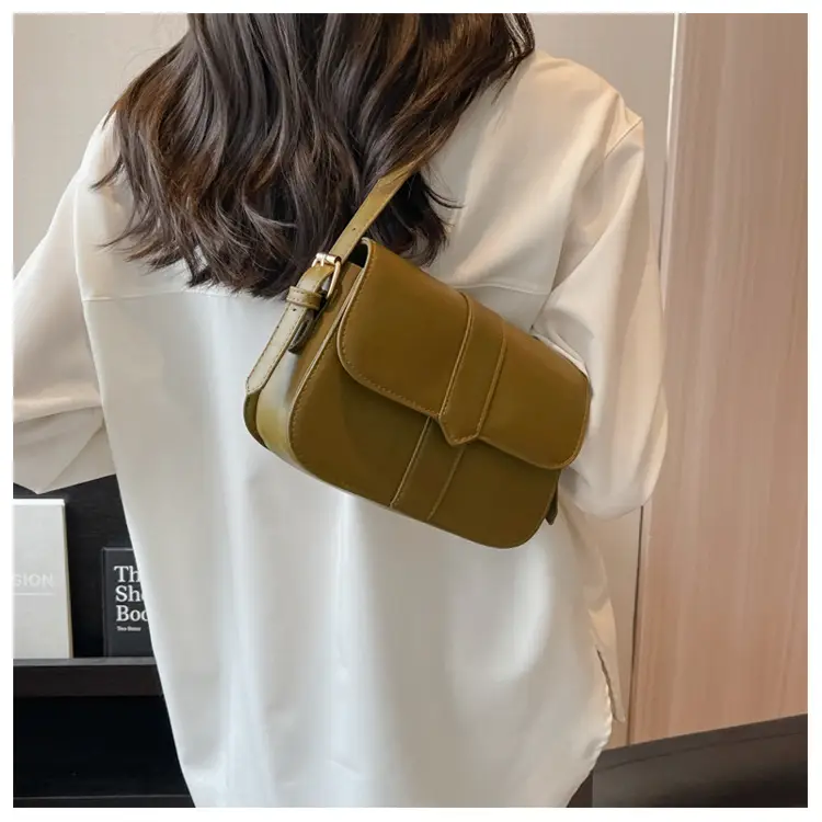 Vintage Saddle Crossbody Bag for Women 2024 — feature 26