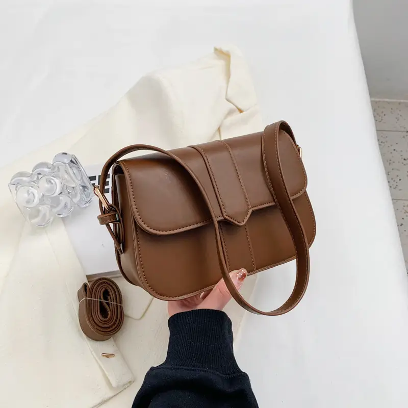 Vintage Saddle Crossbody Bag for Women 2024 - Image 3