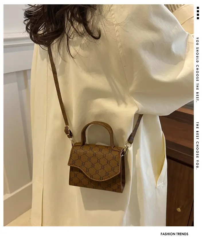2024 Black GG Pattern Shoulder Bag for Women — feature 1