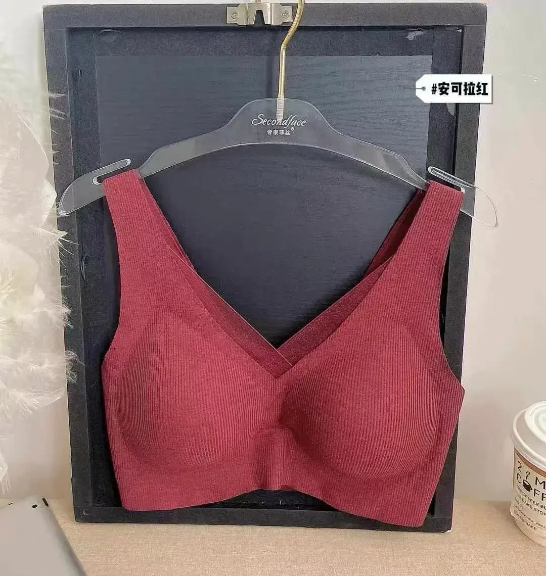 Traceless Push Up V-Neck Women's Bra Red Wool - Image 5
