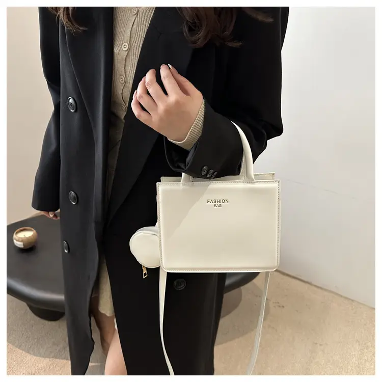 White Square Shoulder Bag for Women 2024 Winter — feature 10