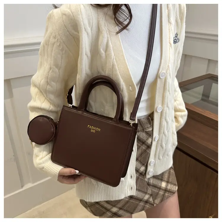 White Square Shoulder Bag for Women 2024 Winter — feature 17