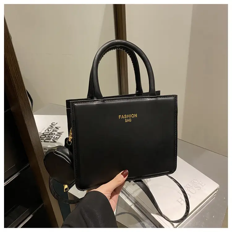 White Square Shoulder Bag for Women 2024 Winter - Image 2