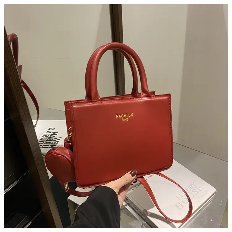 White Square Shoulder Bag for Women 2024 Winter - Image 3