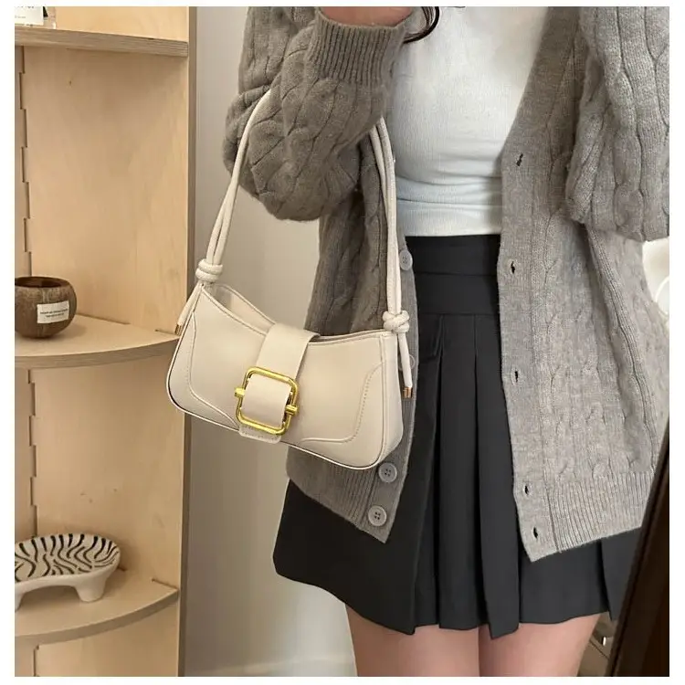 Women's Pink Rhinestone Bow Crossbody Bag - Image 9