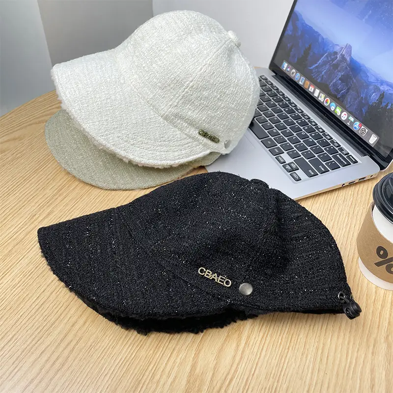 Women's Black Wide Brim Warm Cap 540cm — feature 10