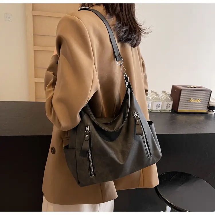 Women's Large Capacity Black Tote Bag with Shoulder Strap — feature 22