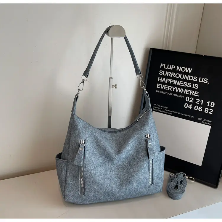 Women's Large Capacity Black Tote Bag with Shoulder Strap