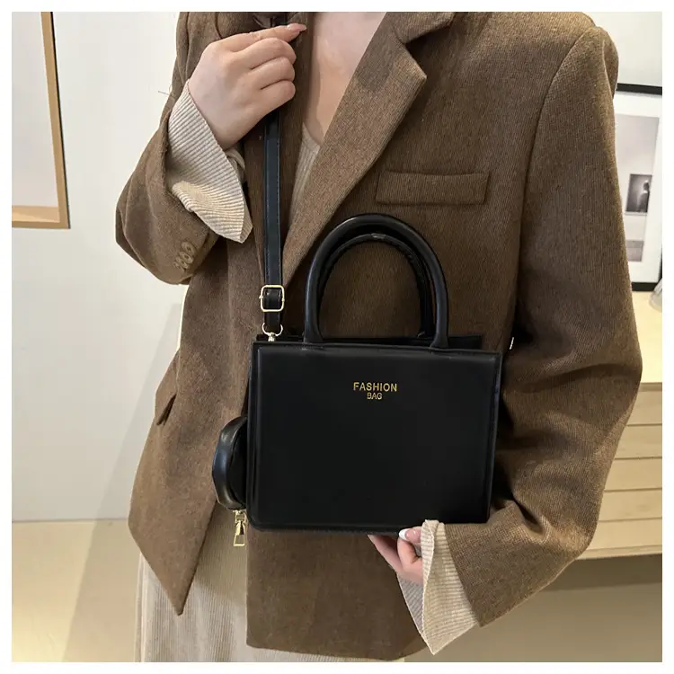 White Square Shoulder Bag with Gold Embroidery 2024 — feature 23
