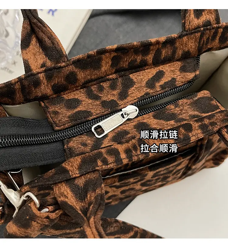 Vintage Leopard Tote Bag Women 2024 Commuter Crossbody Large Capacity — feature 5