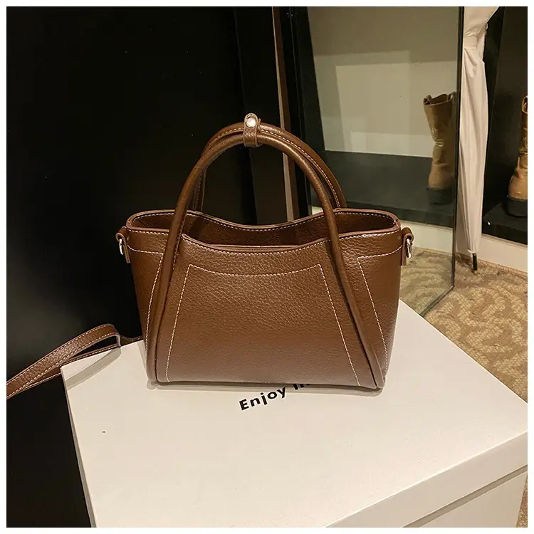 Black Cross-Border Retro Hand Bag for Women 2025 — feature 23