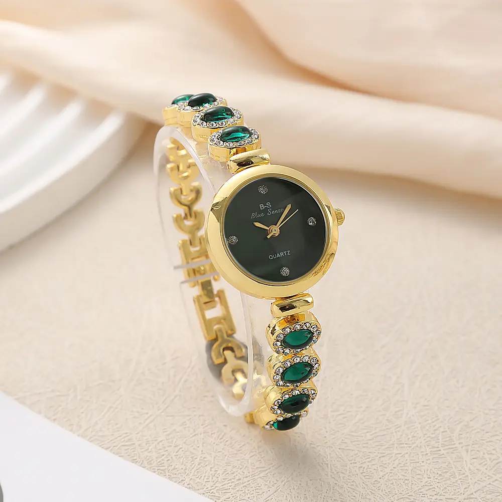 Popular Foreign Trade Item: Women's Watch with Diamonds, Light Luxury Jewelry Bracelet Watch, Fashionable Full Diamond Women's Student Bracelet Wristwatch