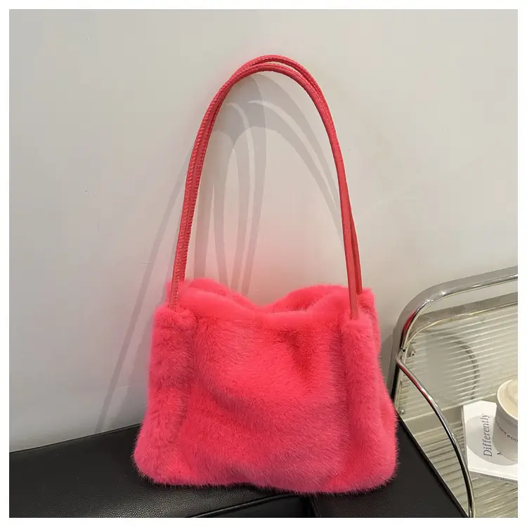 Black Plush Shoulder Bag for Women Autumn 2024 - Image 7