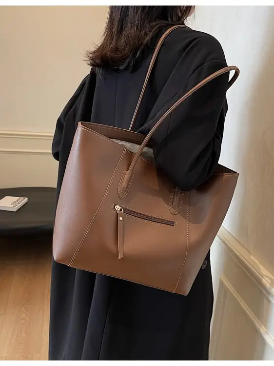 Women's Large Capacity Brown Leather Tote Bag