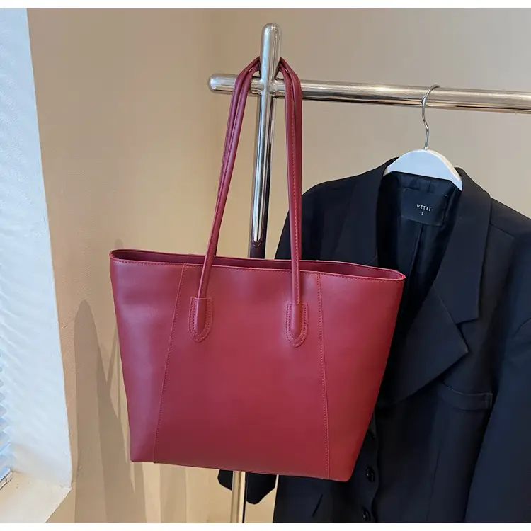 Women's Large Capacity Brown Leather Tote Bag — feature 15