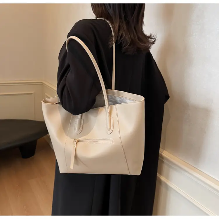 Women's Large Capacity Brown Leather Tote Bag — feature 32