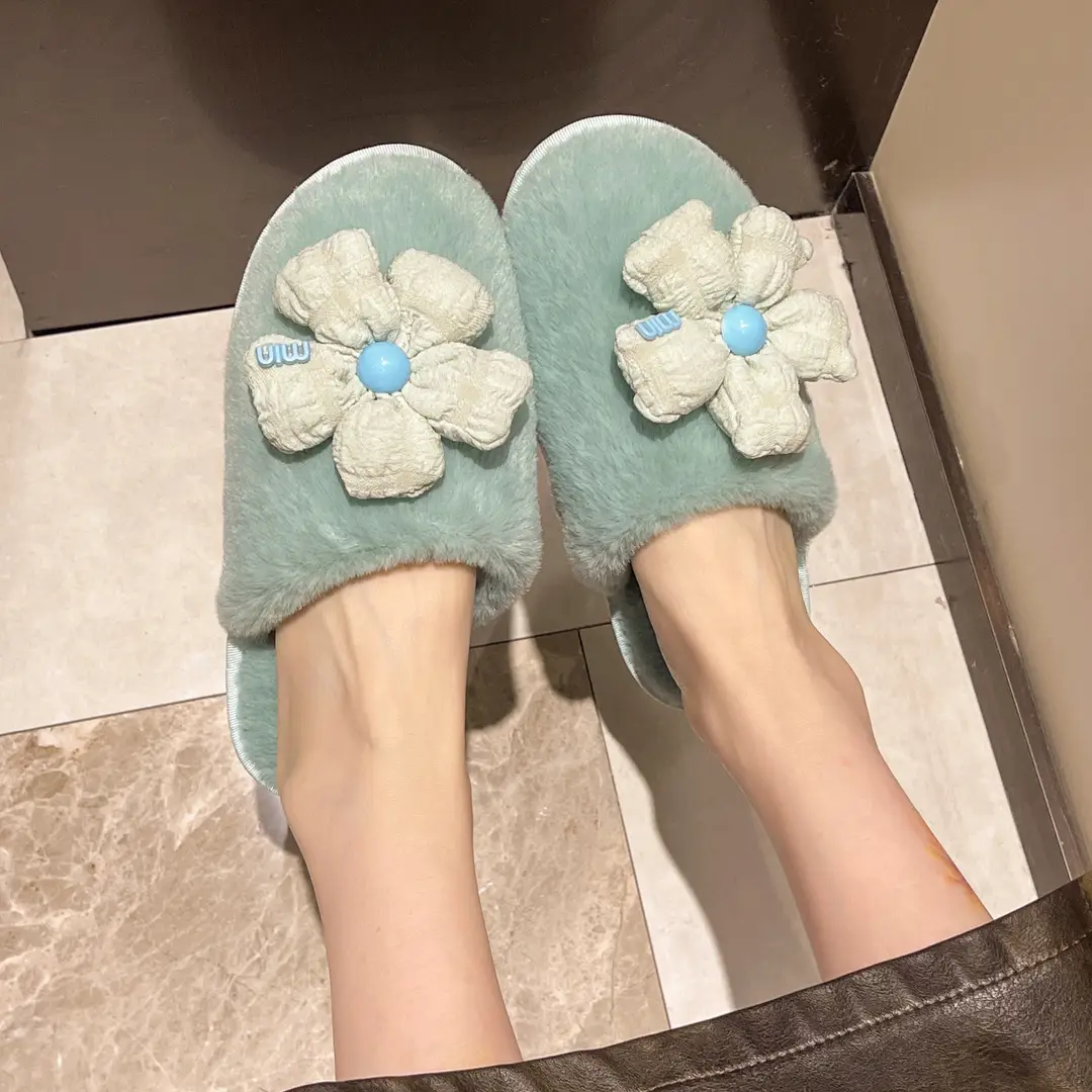 Foreign trade Baotou cute flower ladies plush slippers warm fluffy slippers sweet wind home cotton slippers wholesale — feature 14
