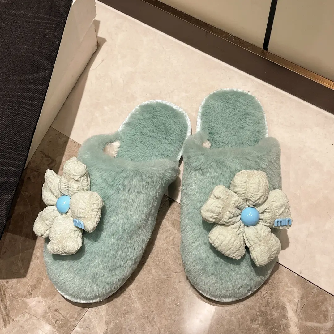 Foreign trade Baotou cute flower ladies plush slippers warm fluffy slippers sweet wind home cotton slippers wholesale — feature 31
