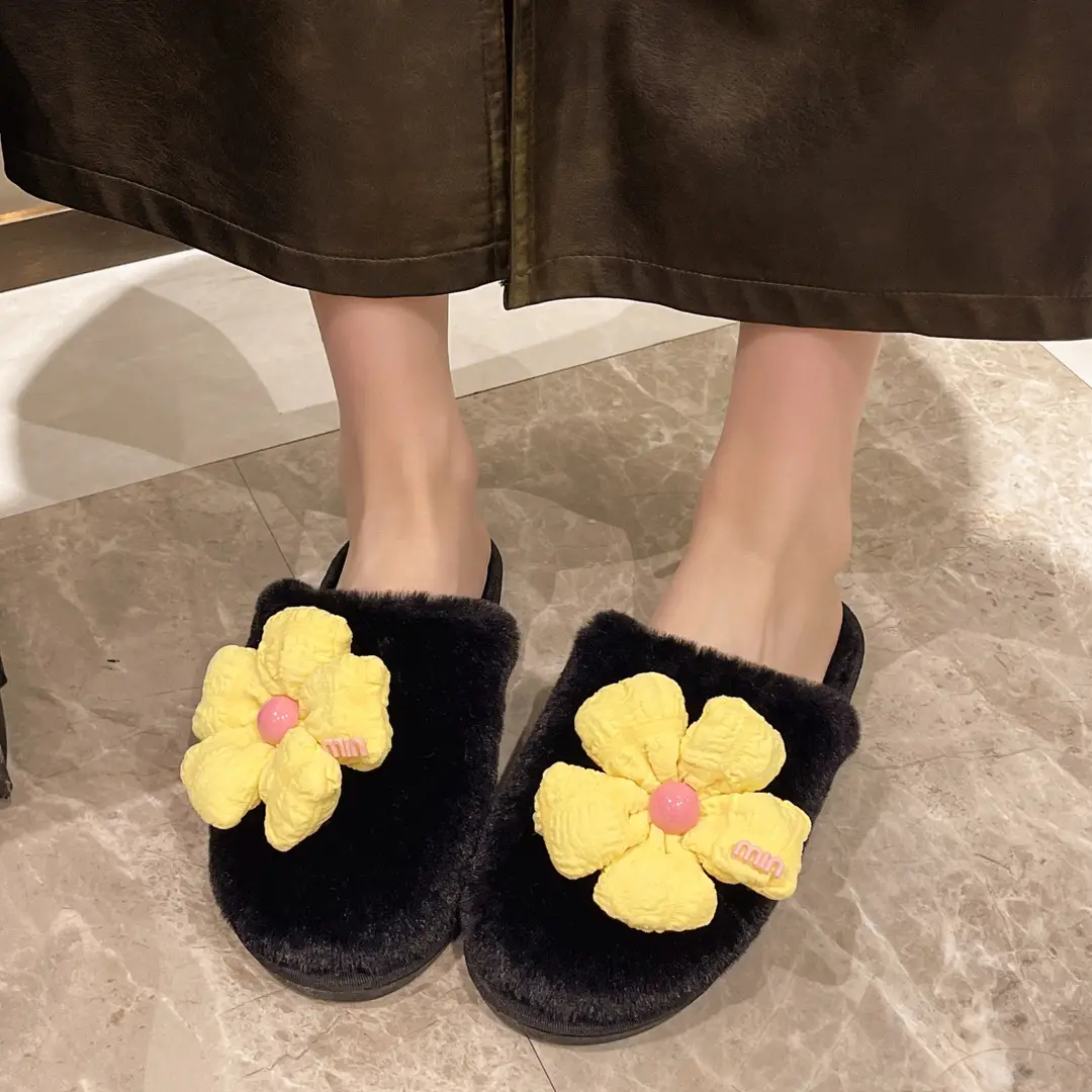 Foreign trade Baotou cute flower ladies plush slippers warm fluffy slippers sweet wind home cotton slippers wholesale — feature 7
