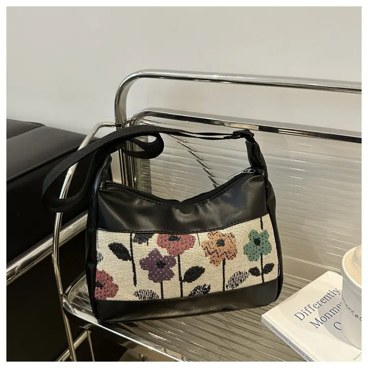 Women's Printed PU Shoulder Bag Large Capacity 2024 — feature 10