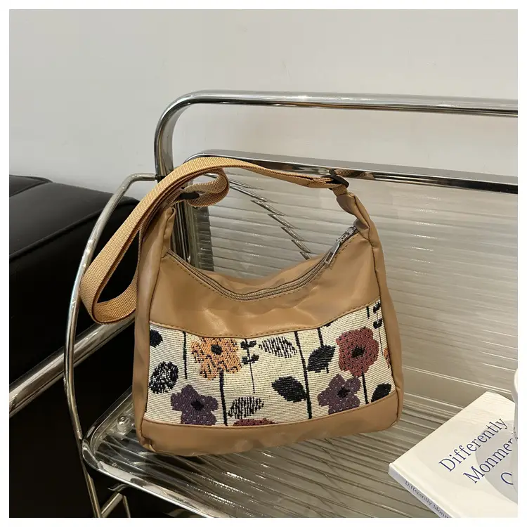 Women's Printed PU Shoulder Bag Large Capacity 2024 — feature 8