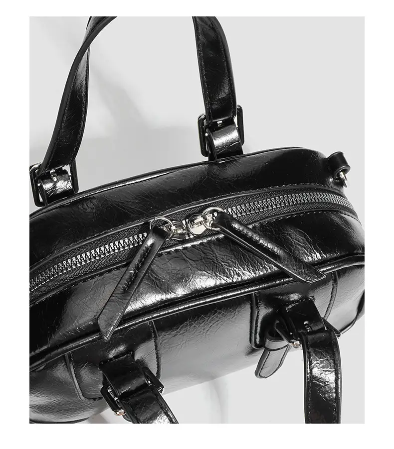 Women's Retro Style Shoulder Bag Black Square Design — feature 17