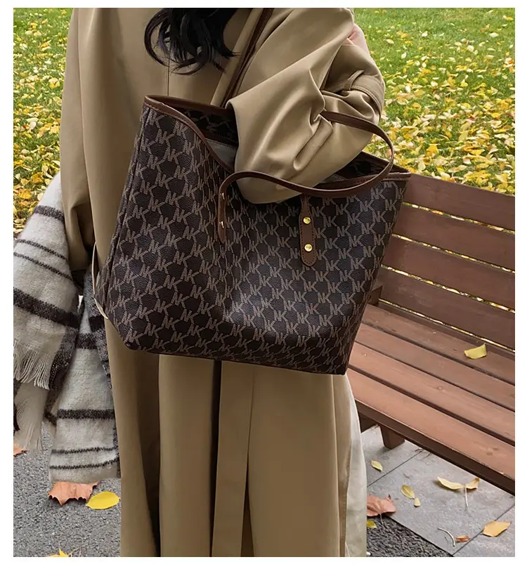 Women's 2025 Textured Shoulder Bag with Gold Plated Handles — feature 5