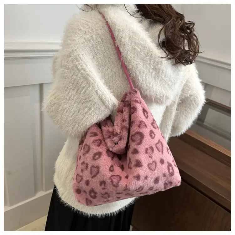 Leopard Print Fluffy Shoulder Commuter Tote Bag Large Capacity — feature 10