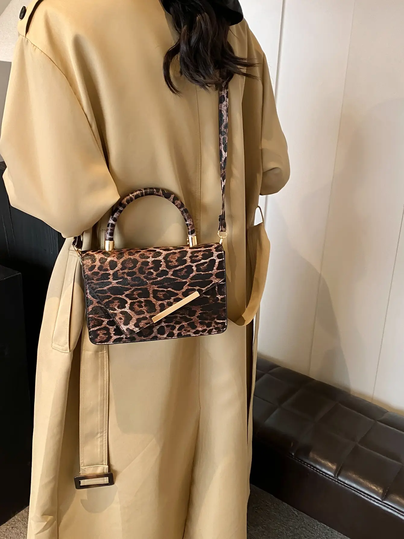Leopard Print Vintage Shoulder Bag 2024 - Image 7