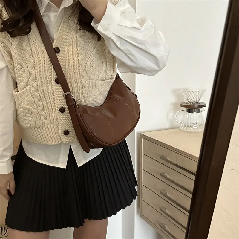 White Underarm Crescent Bag 2024 Autumn - Image 8