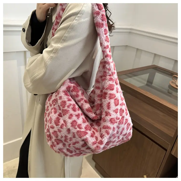 Leopard Print Plush Women's Shoulder Bag Winter Autumn — feature 17
