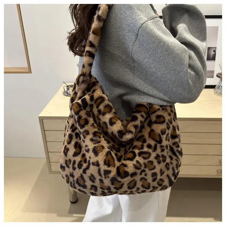 Leopard Print Plush Women's Shoulder Bag Winter Autumn — feature 19
